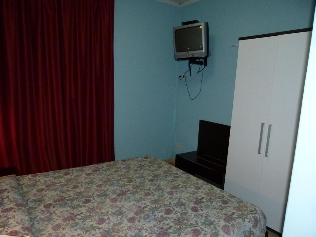 Hotel Olivi Salò Eksteriør billede