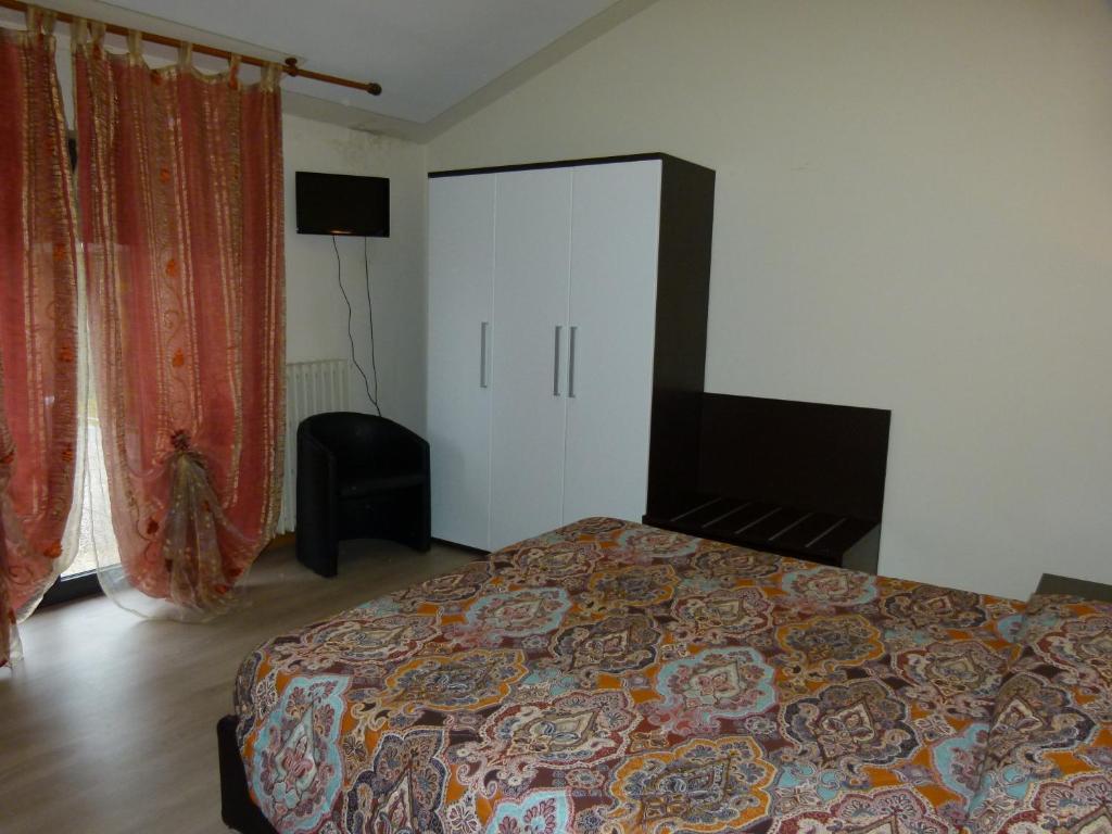 Hotel Olivi Salò Eksteriør billede