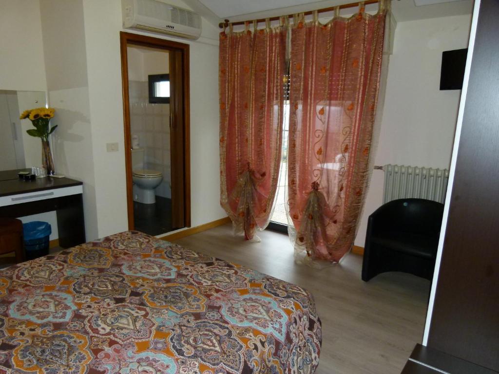 Hotel Olivi Salò Eksteriør billede