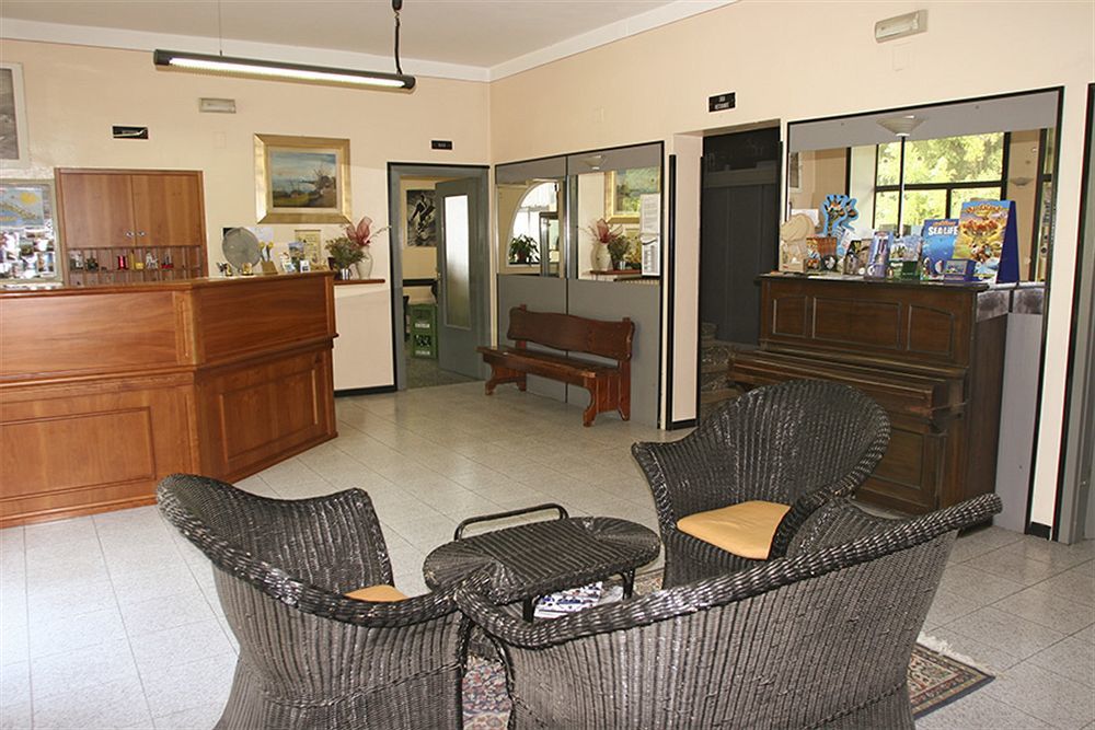 Hotel Olivi Salò Eksteriør billede